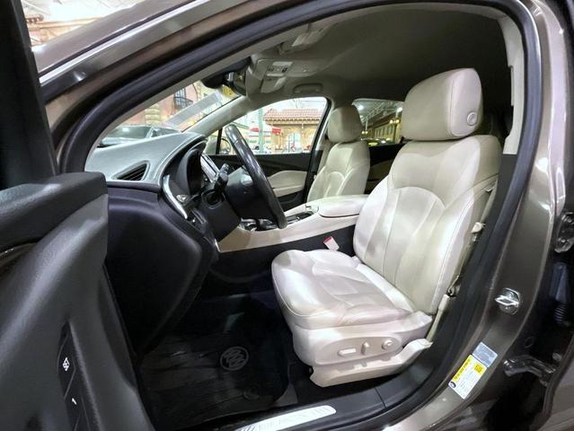 Photo of 2019 Bronze Alloy Metallic Buick Envision