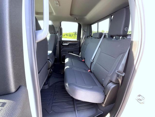 Photo of 2025 Summit White GMC Sierra 2500