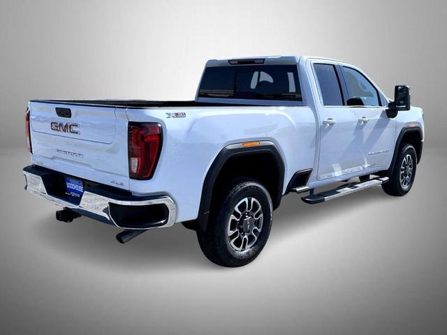 Photo of 2025 Summit White GMC Sierra 2500