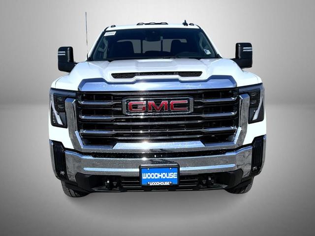 Photo of 2025 Summit White GMC Sierra 2500