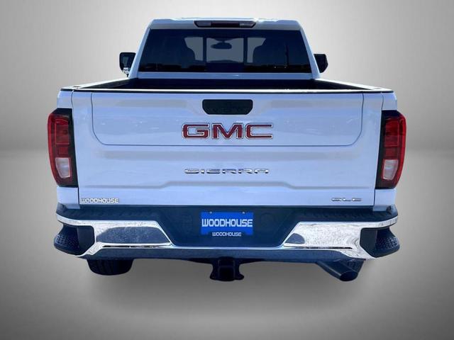 Photo of 2025 Summit White GMC Sierra 2500