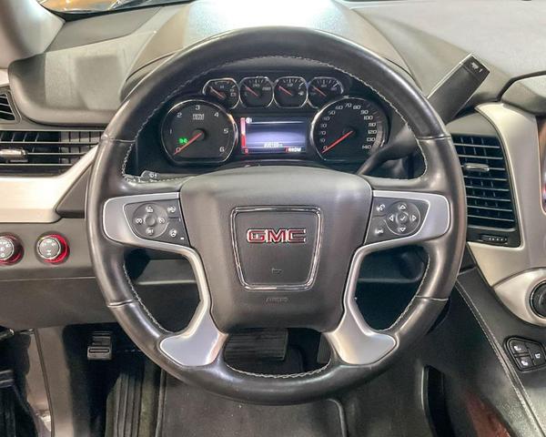 Photo of 2015 Iridium Metallic GMC Yukon
