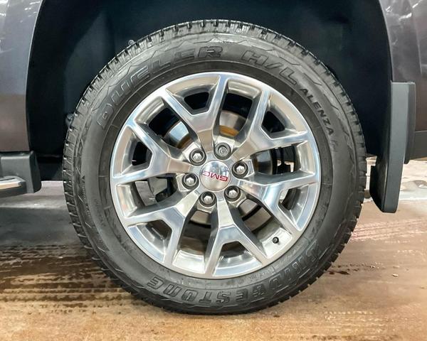 Photo of 2015 Iridium Metallic GMC Yukon