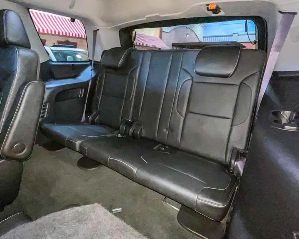 Photo of 2015 Iridium Metallic GMC Yukon