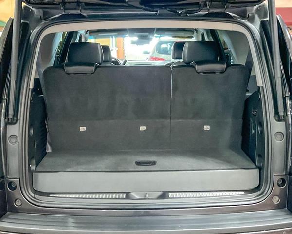 Photo of 2015 Iridium Metallic GMC Yukon