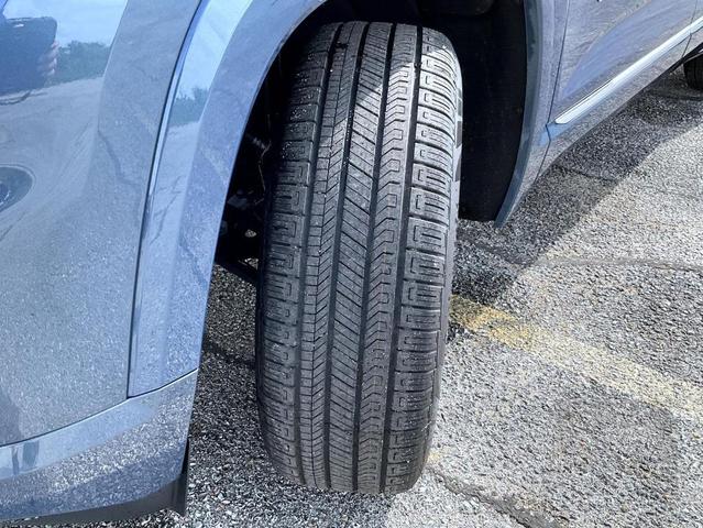 Photo of 2026 Metallic GMC Terrain