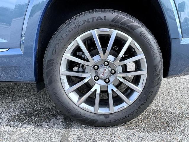 Photo of 2026 Metallic GMC Terrain