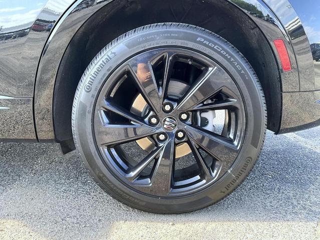 Photo of 2024 Ebony Twilight Metallic Buick Envision