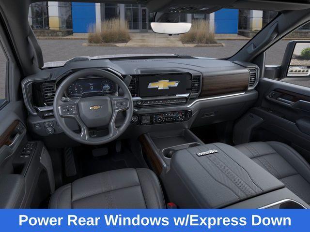 Photo of 2025 Iridescent Pearl Tricoat Chevrolet Silverado 2500