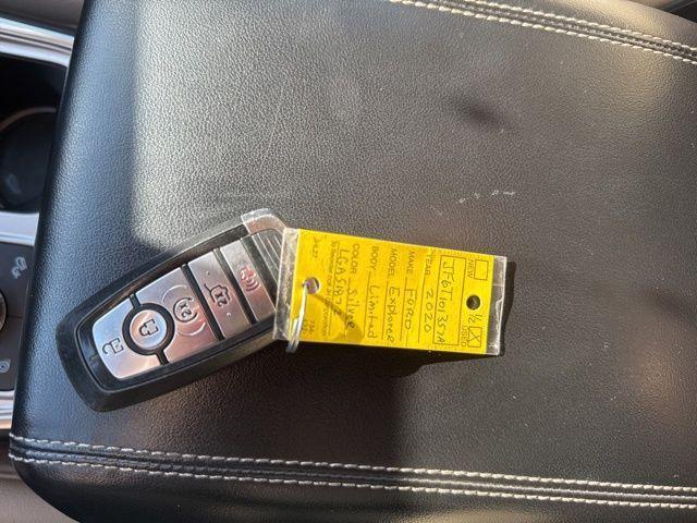 Photo of 2020 Silver Metallic Ford Explorer