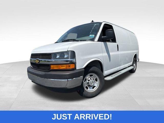 2023 Chevrolet Express 2500