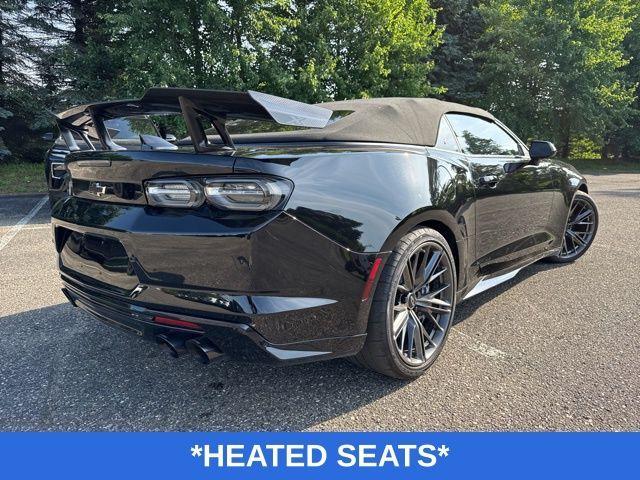 Photo of 2023 Black Chevrolet Camaro