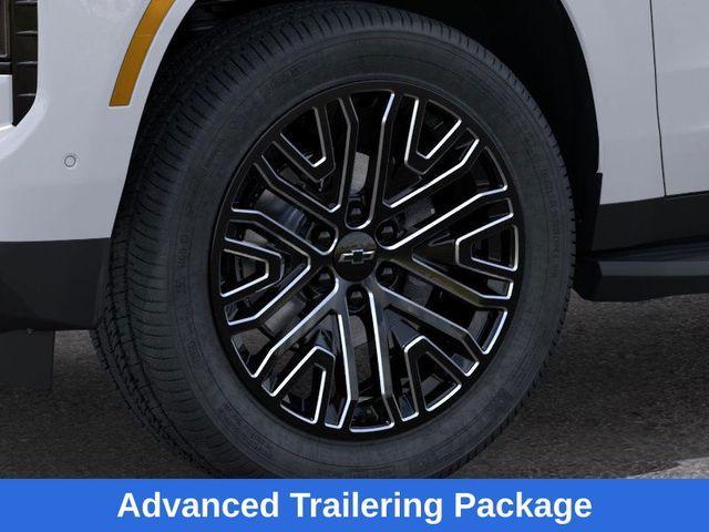 Photo of 2025 Summit White Chevrolet Tahoe