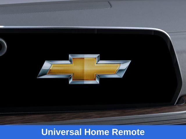 Photo of 2025 Summit White Chevrolet Tahoe