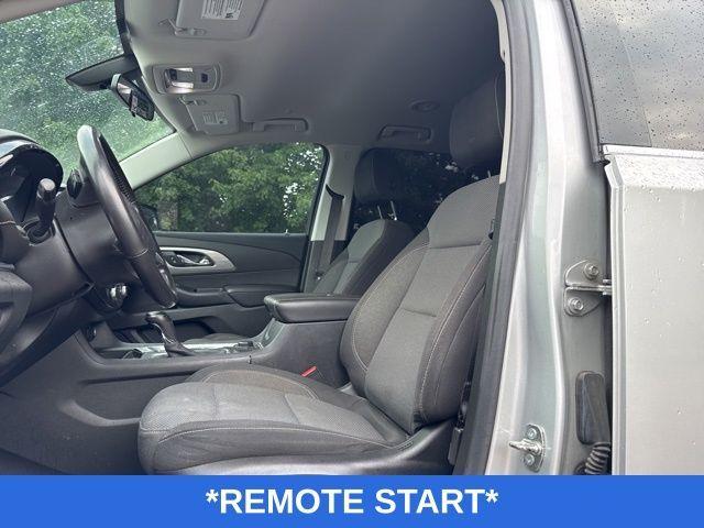 Photo of 2019 Silver Ice Metallic Chevrolet Traverse