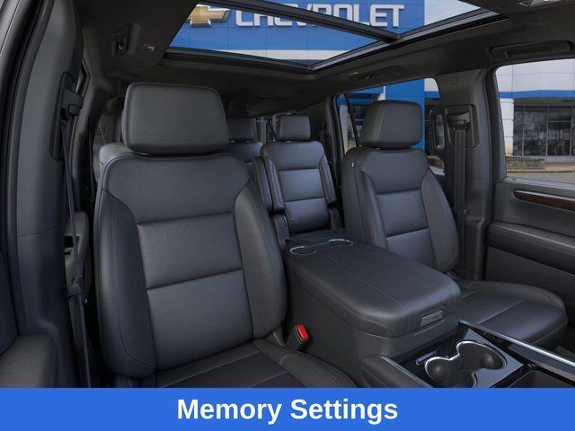 Photo of 2025 Lakeshore Blue Metallic Chevrolet Suburban