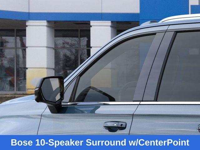 Photo of 2025 Lakeshore Blue Metallic Chevrolet Suburban