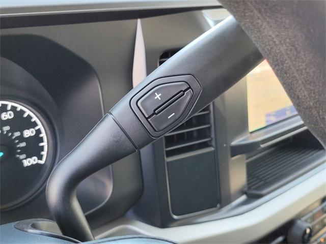Photo of 2025 Oxford White Ford F-350