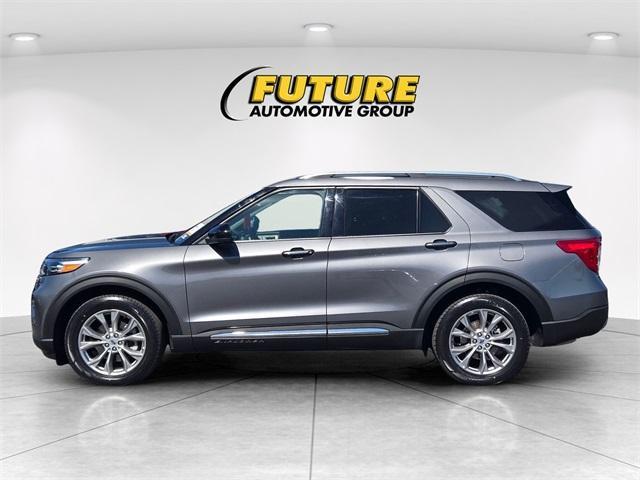 Photo of 2023 Gray Metallic Ford Explorer