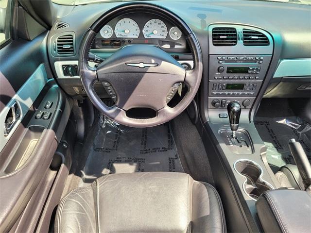 Photo of 2004 Silver Ford Thunderbird