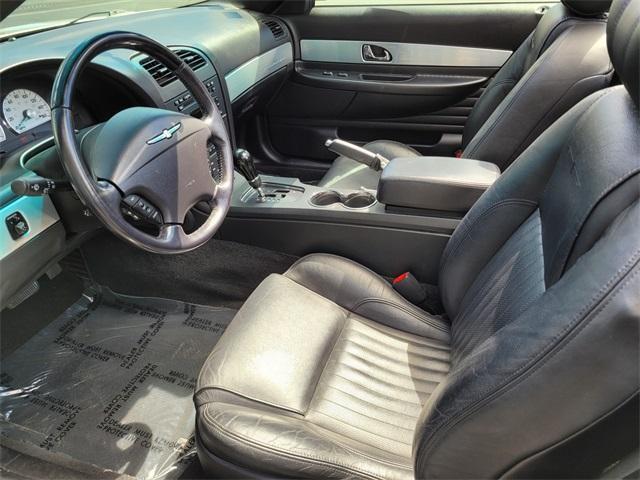 Photo of 2004 Silver Ford Thunderbird
