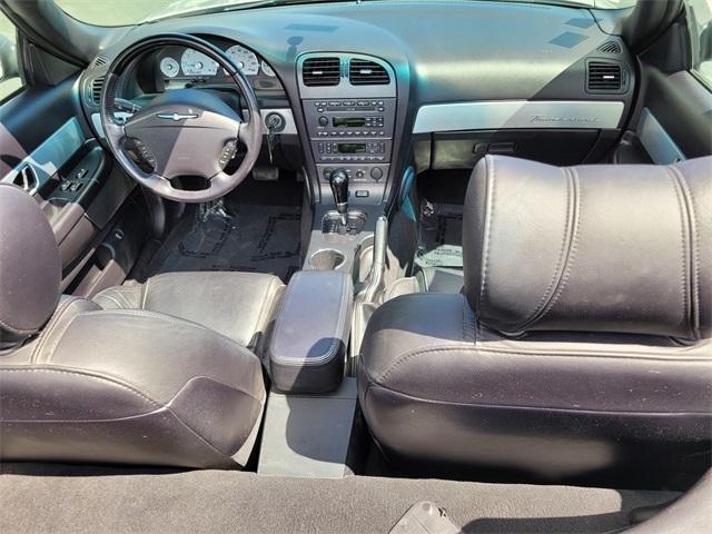 Photo of 2004 Silver Ford Thunderbird
