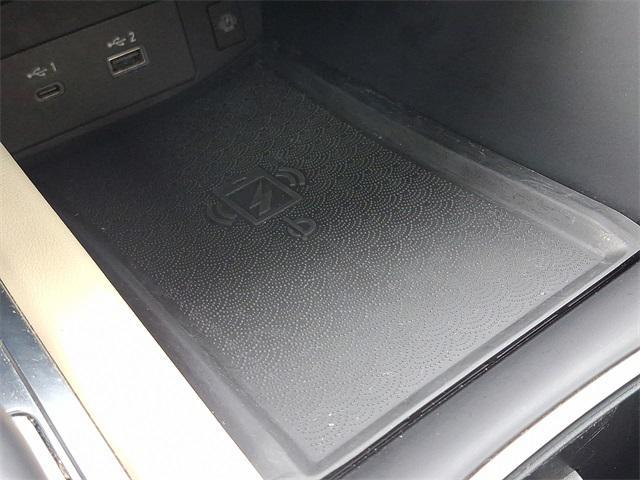 Photo of 2023 Majestic White INFINITI QX60