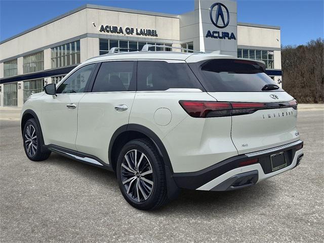 Photo of 2023 Majestic White INFINITI QX60
