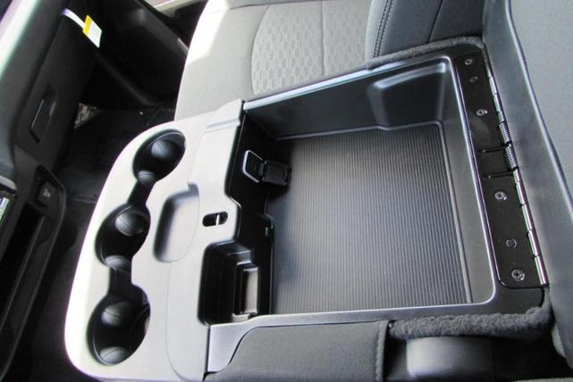 Photo of 2025 Diamond Black RAM 2500