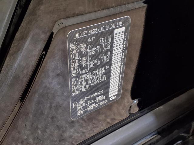 Photo of 2017 BLK INFINITI QX80