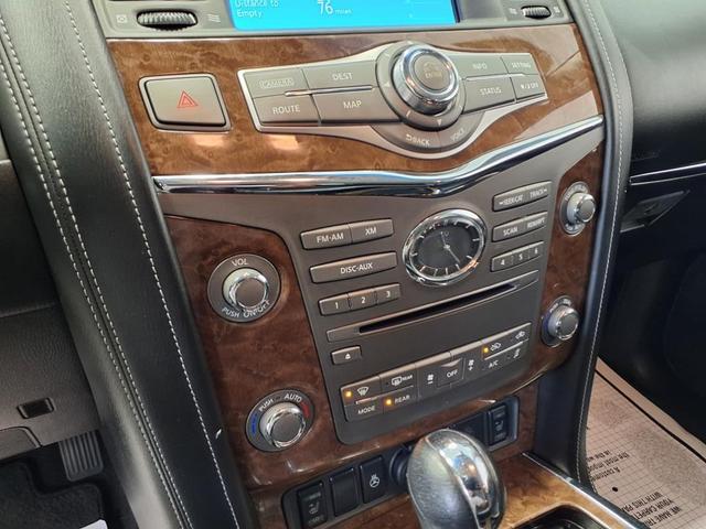 Photo of 2017 BLK INFINITI QX80