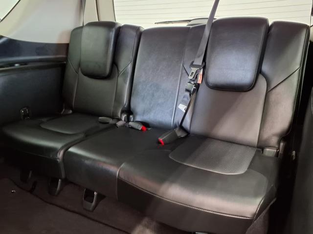 Photo of 2017 BLK INFINITI QX80