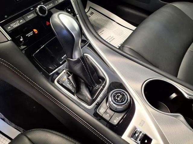Photo of 2016 BLK INFINITI Q50