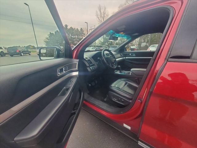 Photo of 2017 Red Ford Explorer