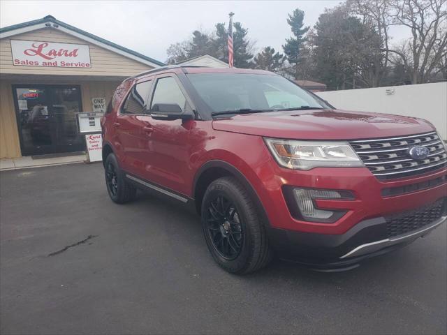 Photo of 2017 Red Ford Explorer