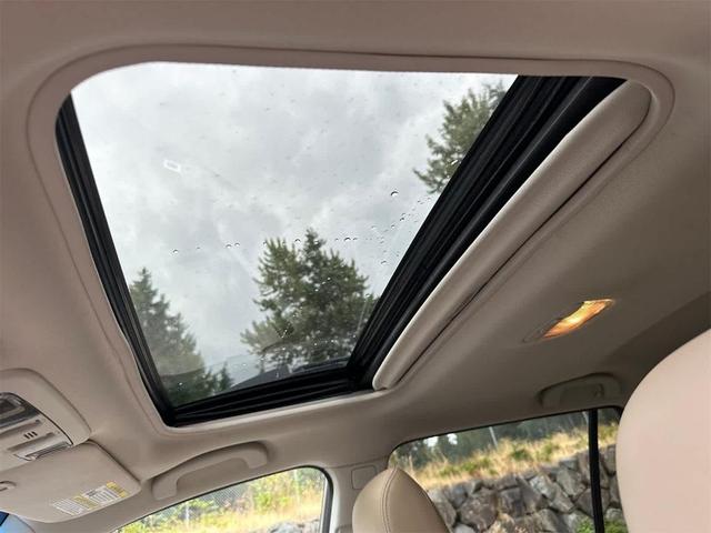 Photo of 2015 Tungsten Metallic Subaru Outback