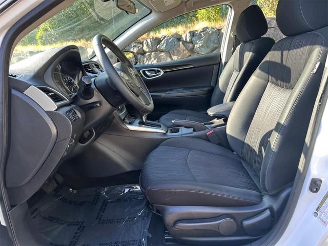 Photo of 2018 Cloud White Nissan Sentra