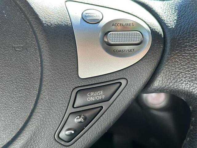 Photo of 2018 Cloud White Nissan Sentra