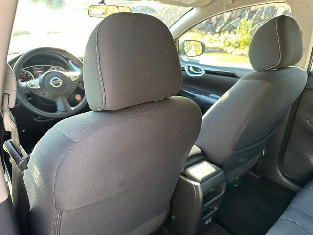 Photo of 2018 Cloud White Nissan Sentra