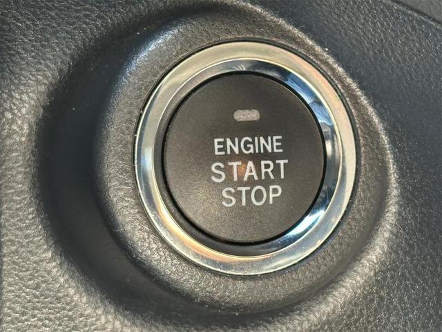 Photo of 2019 Crystal White Pearl Subaru Forester