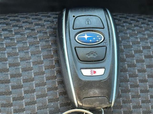 Photo of 2019 Crystal White Pearl Subaru Forester