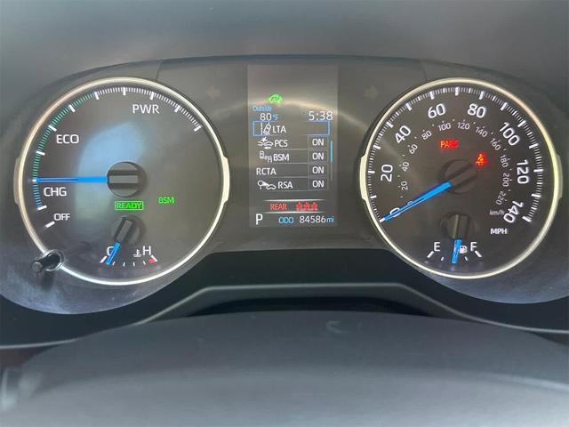 Photo of 2021 Super White Toyota RAV4 Hybrid