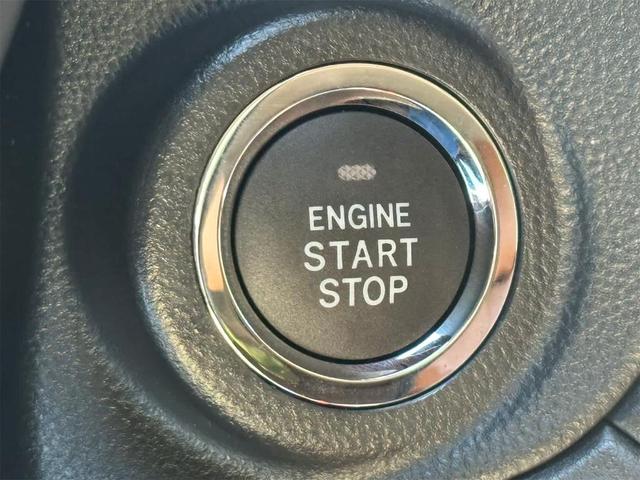 Photo of 2025 Gray Subaru Outback