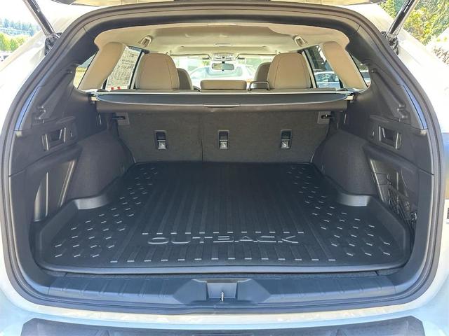 Photo of 2025 White Subaru Outback