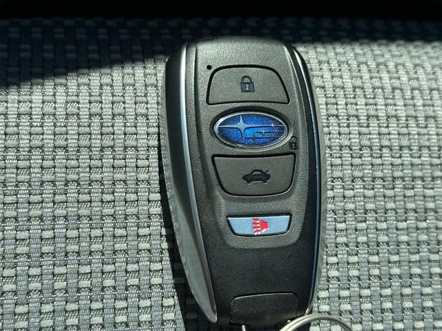 Photo of 2025 White Subaru Outback