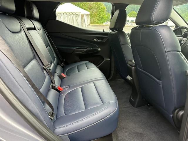 Photo of 2022 Gray Ghost Metallic Chevrolet Bolt EUV