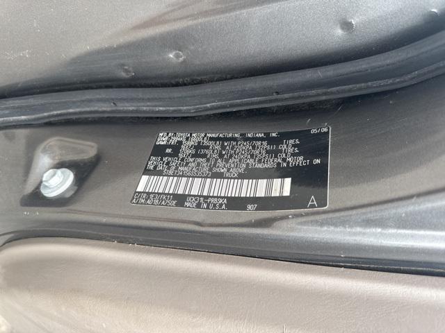 Photo of 2006 Gray Toyota Tundra