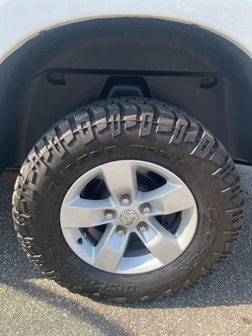Photo of 2017 Bright White Clearcoat RAM 1500