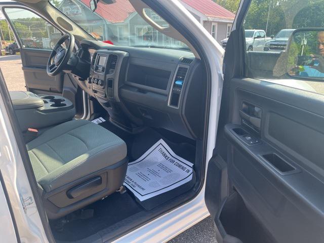 Photo of 2017 Bright White Clearcoat RAM 1500