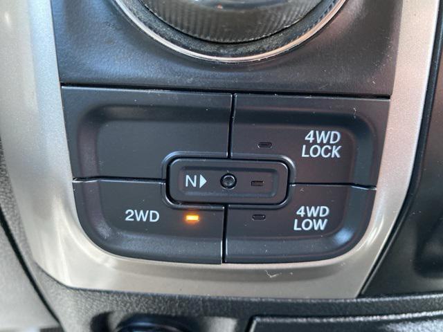 Photo of 2017 Bright White Clearcoat RAM 1500